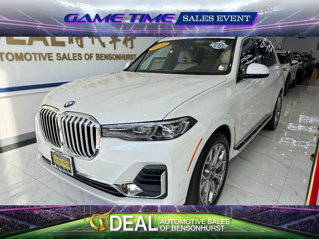 Used 2022 BMW X7 40i with VIN 5UXCW2C03N9K04702 for sale in Flushing, NY