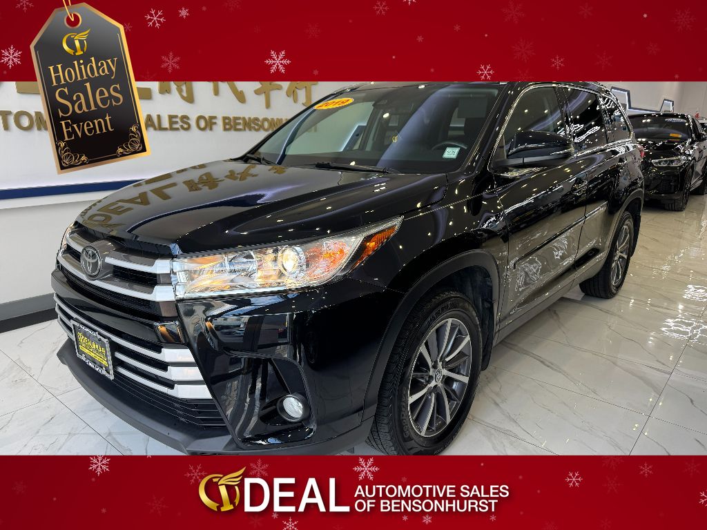 Used 2019 Toyota Highlander XLE with VIN 5TDJZRFH5KS577411 for sale in Flushing, NY